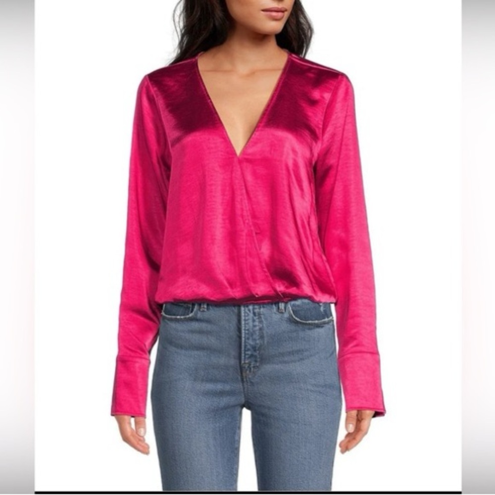 Good American Fuschia‎ V-Neck Satin Blouse